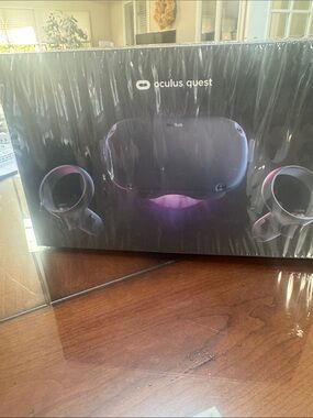 Oculus Quest I VR Headset with Controllers